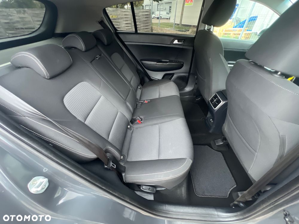 Kia Sportage 1.6 GDI 2WD ISG Spirit - 31