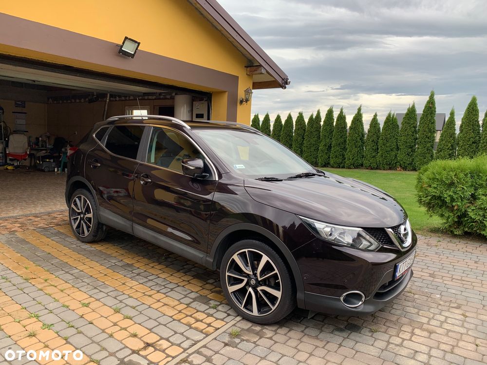 Nissan Qashqai 1.6 dCi 4x4 Tekna - 1