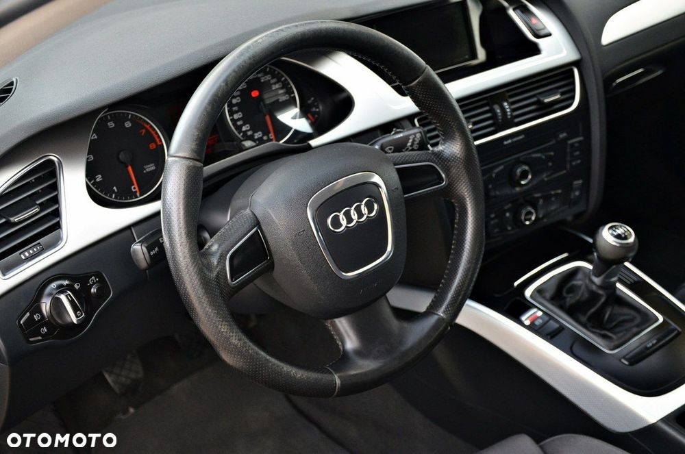 Audi A4 Avant - 15