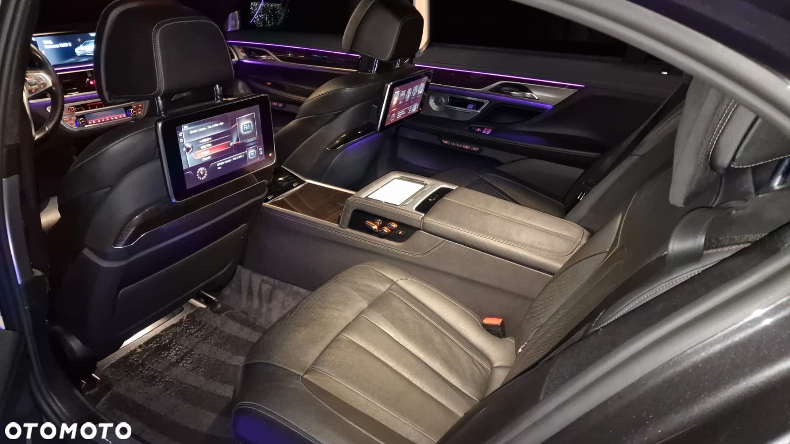 BMW Seria 7 740Le iPerformance - 16