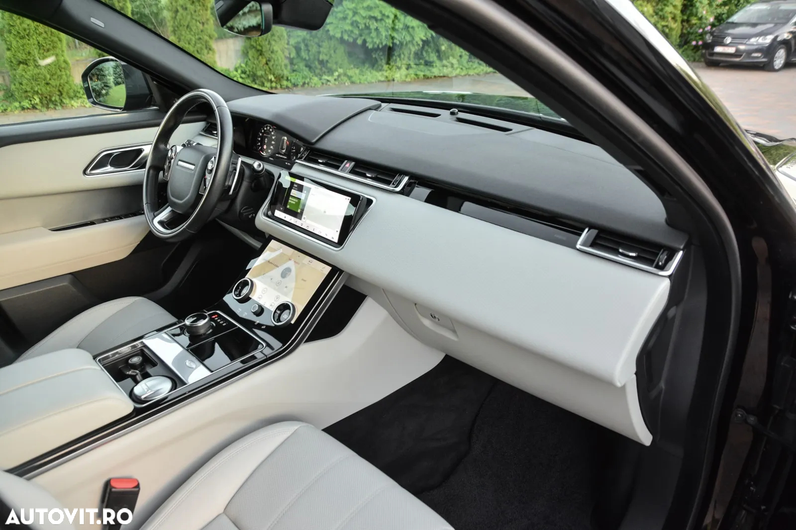 Land Rover Range Rover Velar 2.0 R-Dynamic HSE - 30