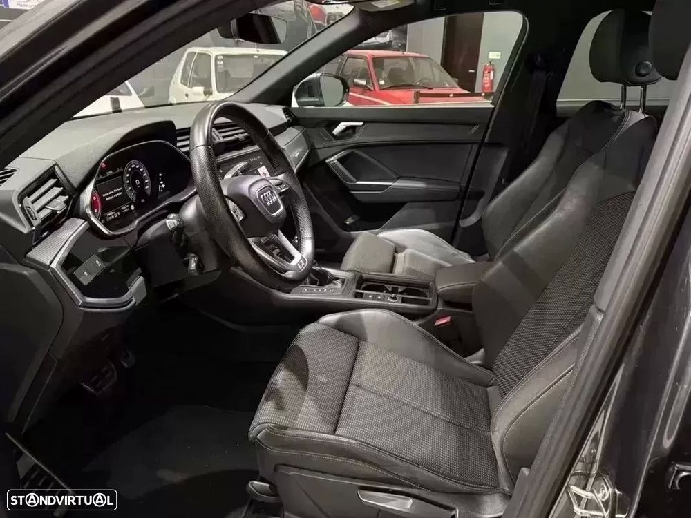 Audi Q3 Sportback - 14