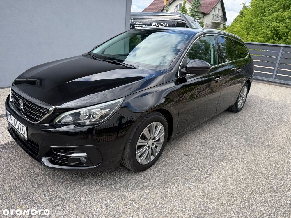 Peugeot 308 1.2 PureTech GPF Allure S&S - 26