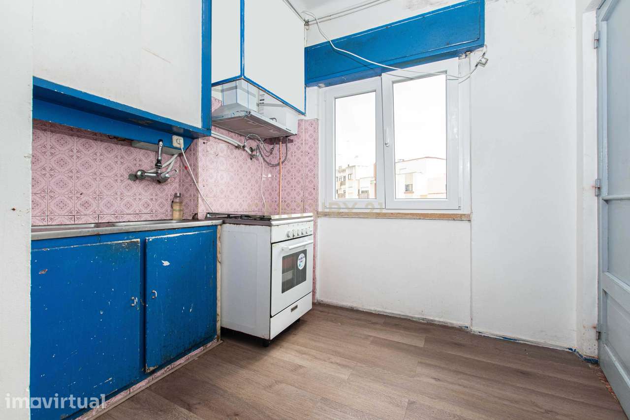Apartamento T1 Próximo ao Metro da Reboleira - Grande imagem: 3/19