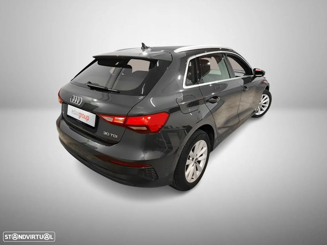 Audi A3 Sportback 30 TDI S line S tronic - 2