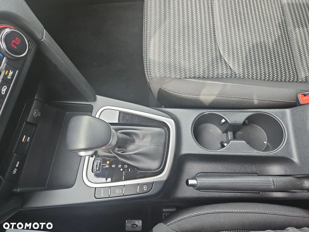 Kia Ceed 1.5 T-GDI M DCT - 13