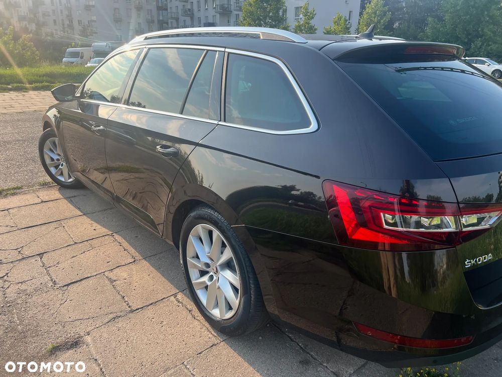 Skoda Superb 1.8 TSI Ambition DSG - 6