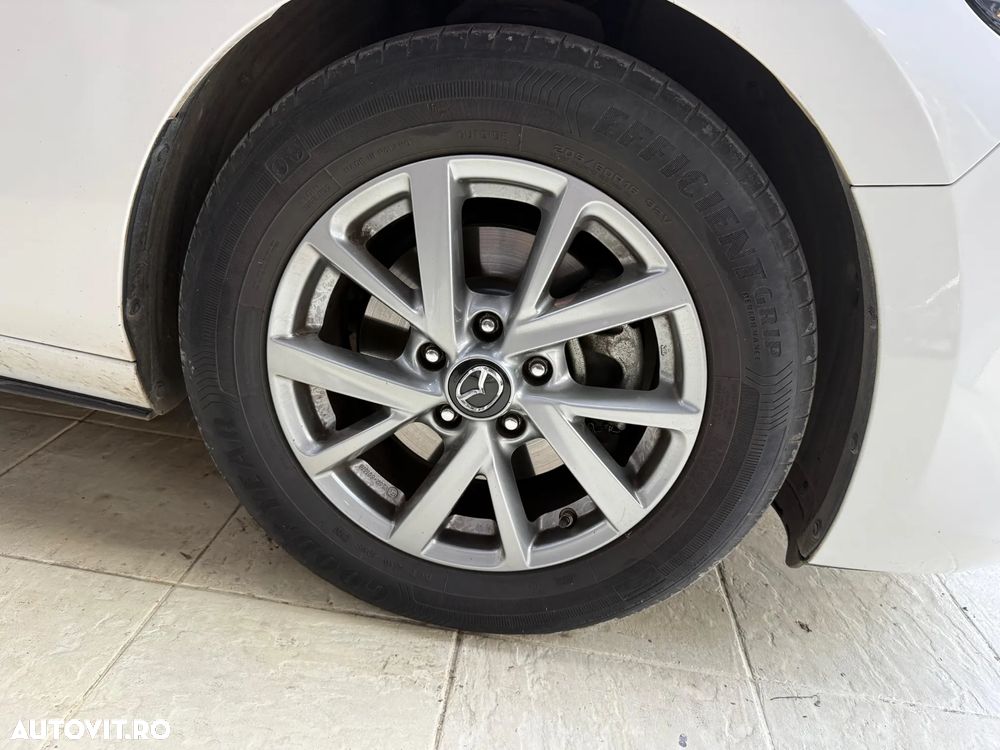 Mazda 3 G122 AT Plus - 7