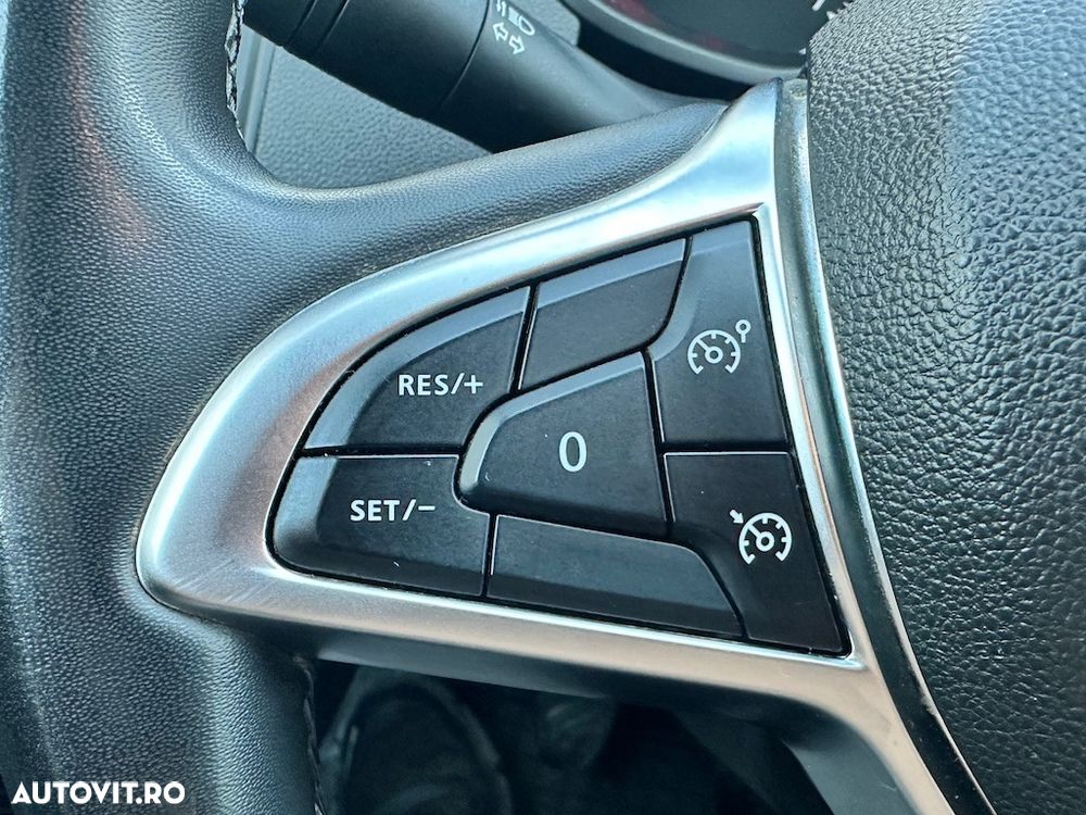 Dacia Duster 1.5 Blue dCi 4WD Prestige jante 17" - 13