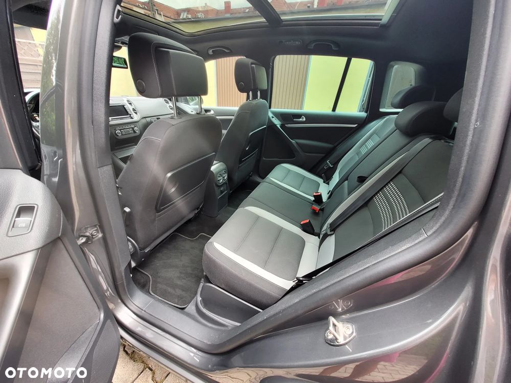 Volkswagen Tiguan 2.0 TDI DPF 4Motion BlueMotion Technology DSG Cup Track & Style - 22