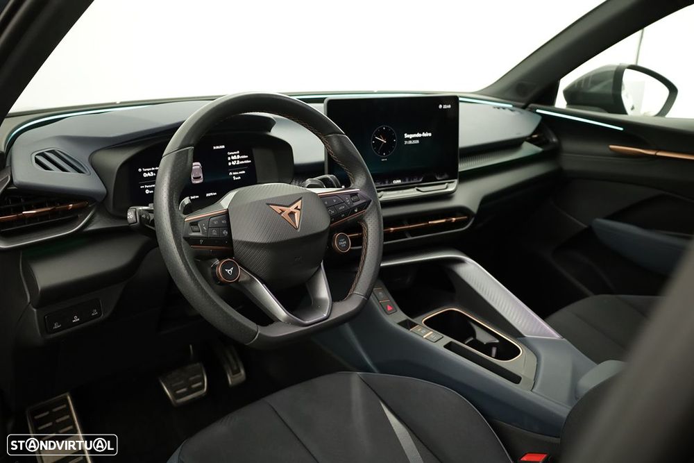 Cupra Terramar 1.5 e-Hybrid DSG - 8