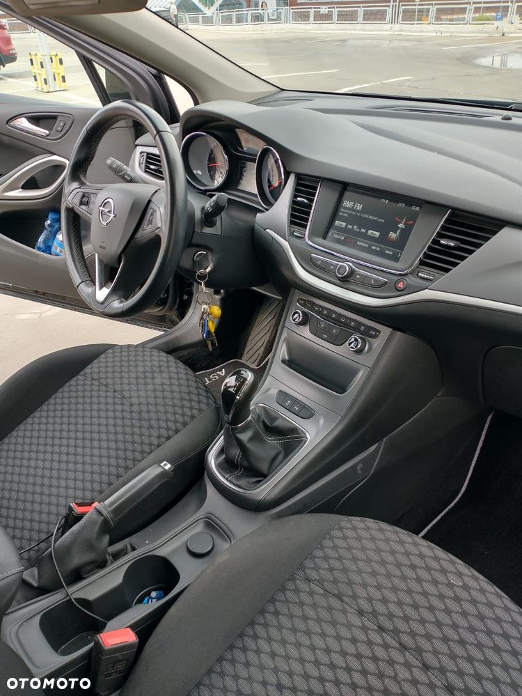 Opel Astra 1.4 T Enjoy - 12