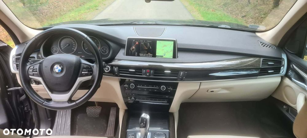 BMW X5 xDrive25d - 26
