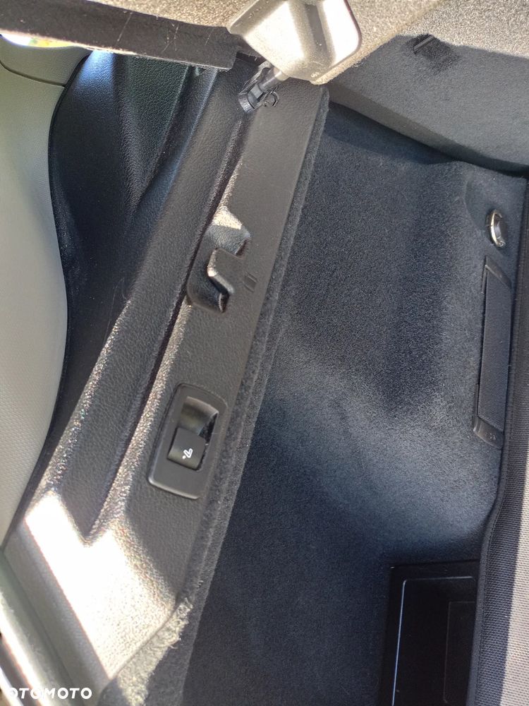 BMW Seria 2 218i - 10