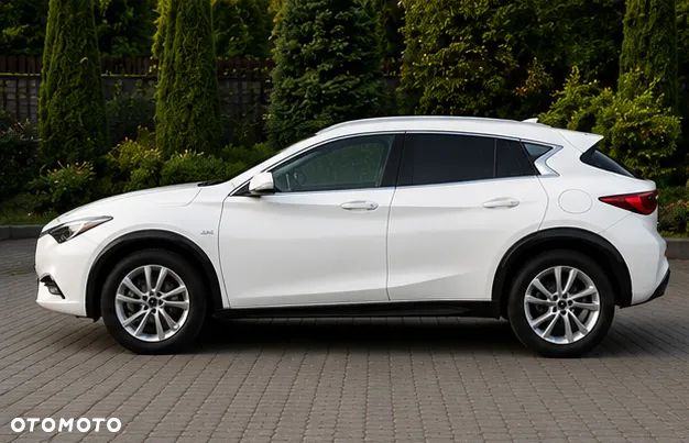 Infiniti QX - 3