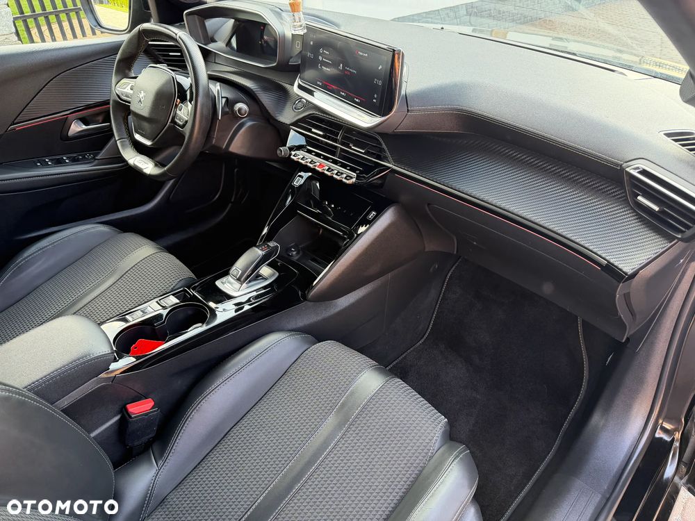 Peugeot 208 PureTech 100 EAT8 GT - 14