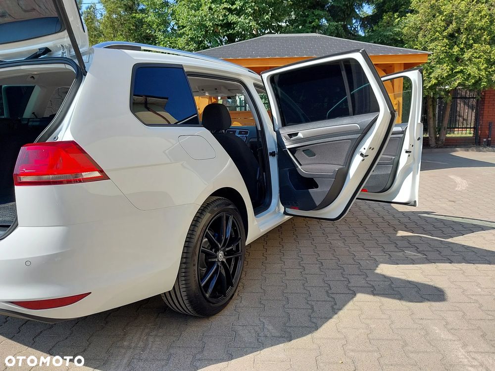 Volkswagen Golf 2.0 TDI BlueMotion Technology DSG Edition - 34