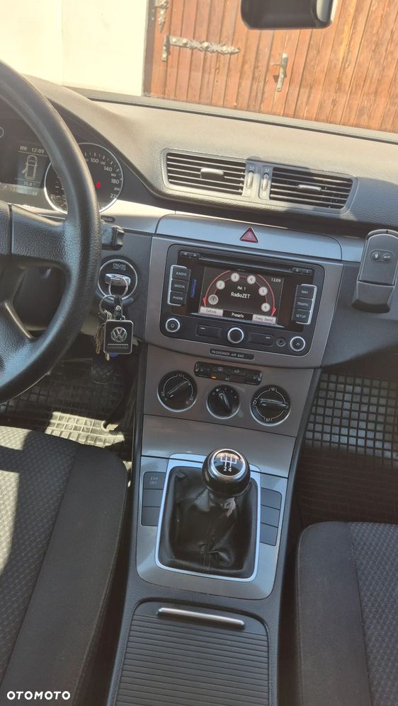 Volkswagen Passat - 7