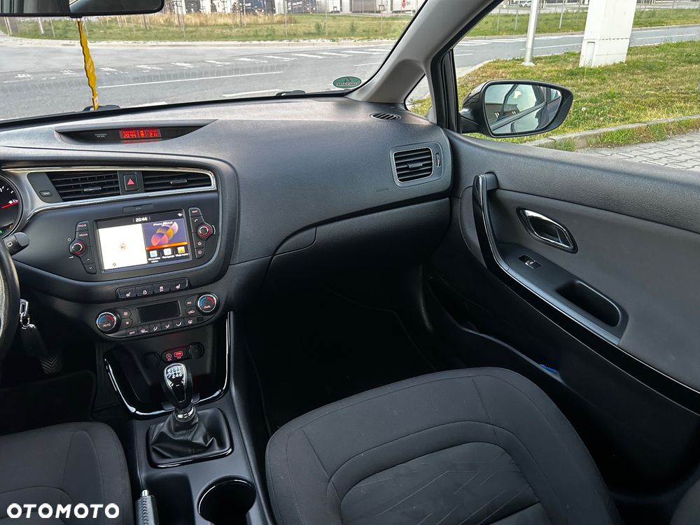 Kia Ceed 1.6 GDI Edition 7 - 18