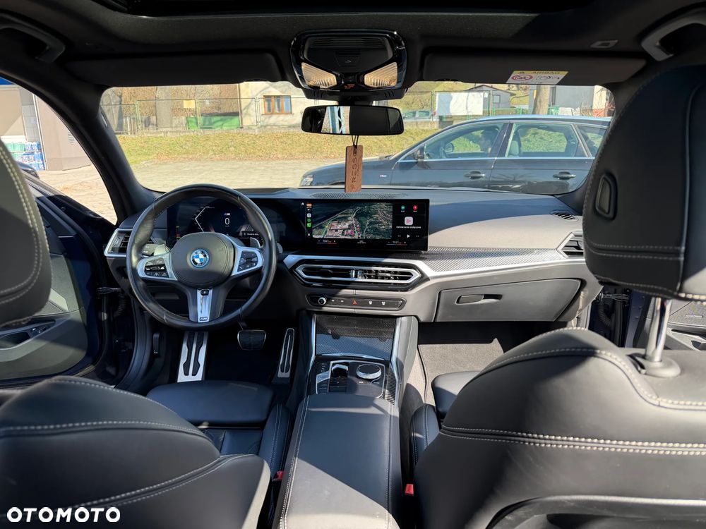 BMW Seria 3 330e xDrive M Sport - 37