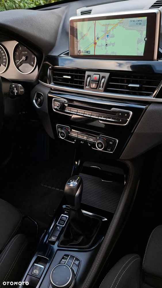 BMW X1 xDrive18d xLine - 27