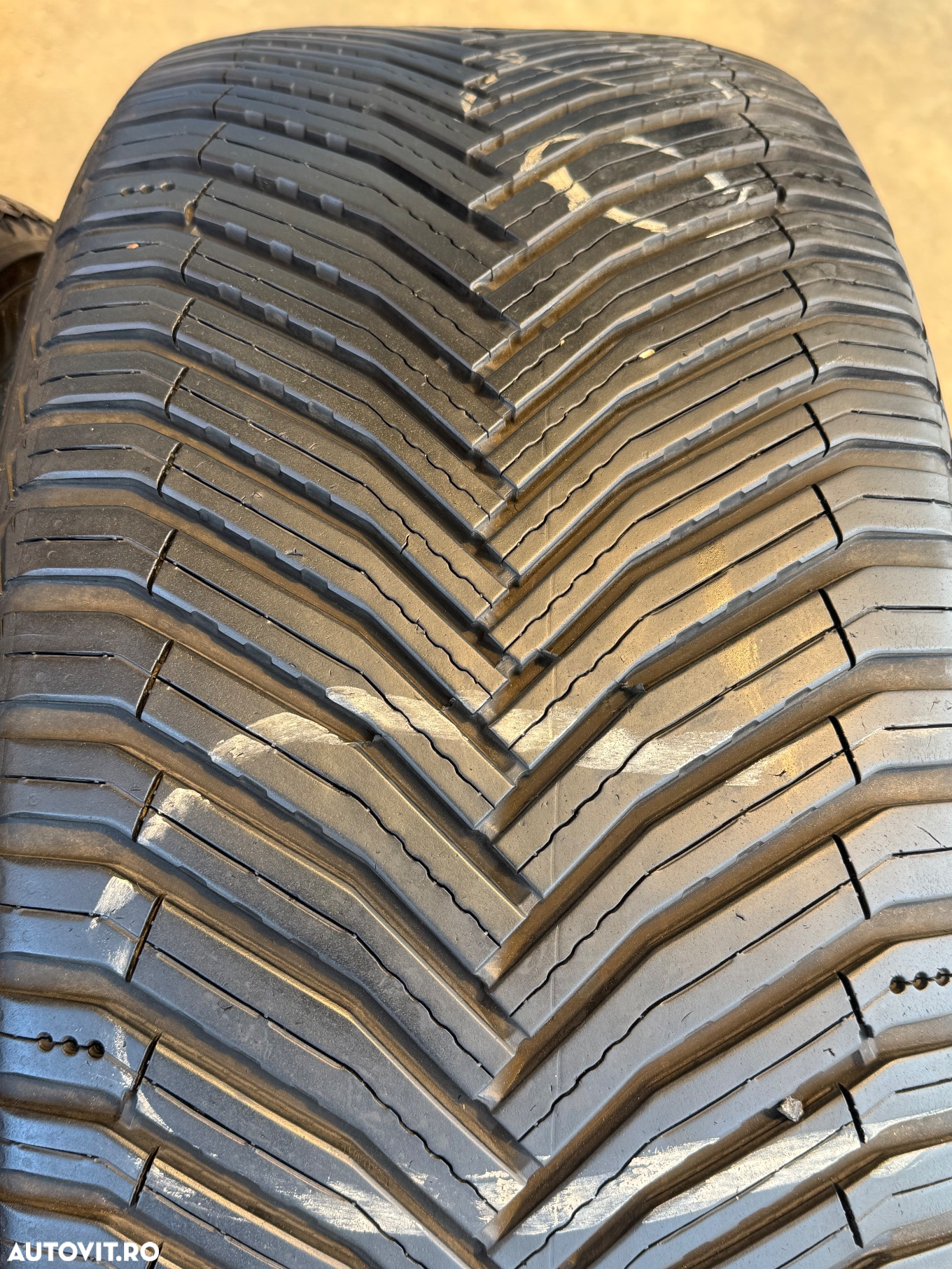 Vând 2 anvelope 255/40/20 Michelin allseason ca noi - 4