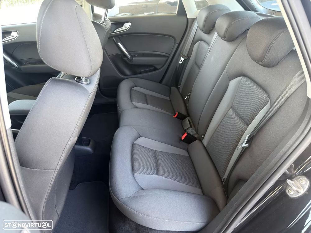 Audi A1 Sportback 1.4 TDI Design - 17