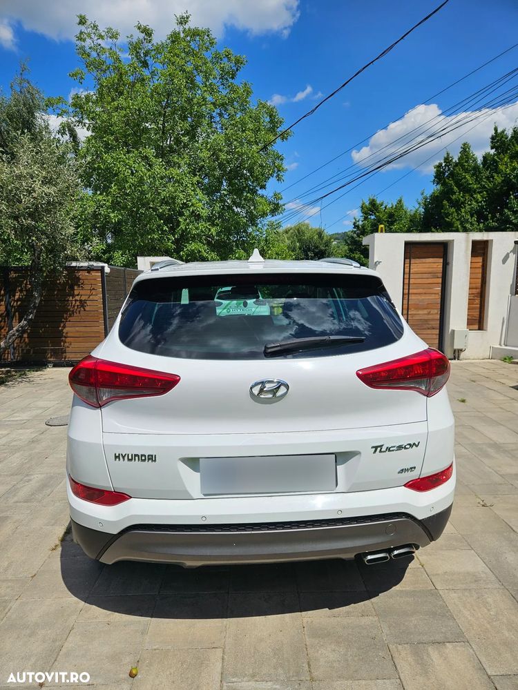 Hyundai Tucson 2.0 CRDI 4WD 6AT Luxury+ - 4