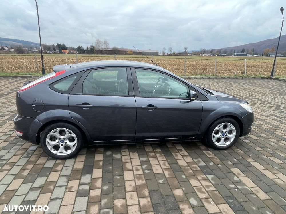 Ford Focus - 4