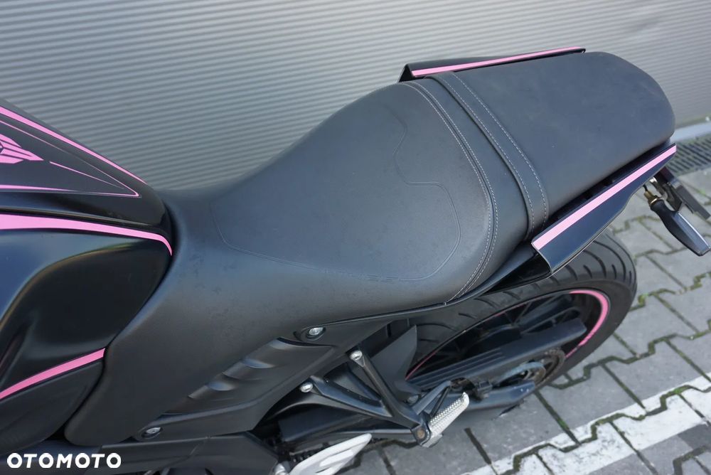Yamaha MT - 16