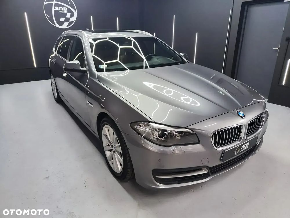 BMW Seria 5 520d Touring - 1