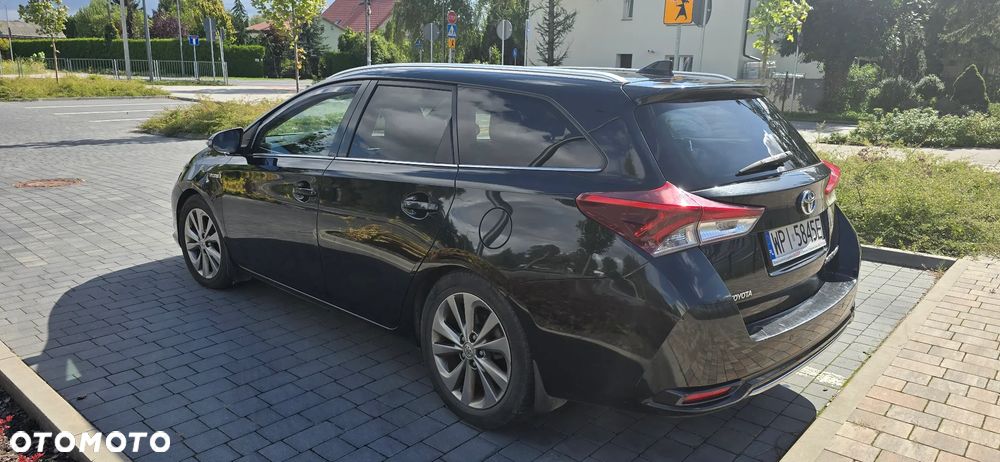 Toyota Auris Hybrid 135 Prestige - 7