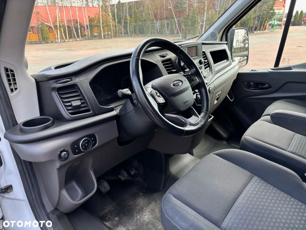 Ford Transit - 20