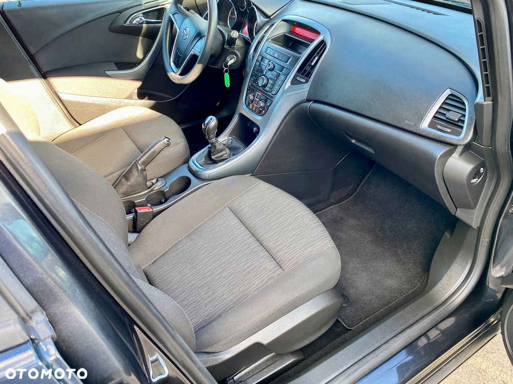 Opel Astra - 26