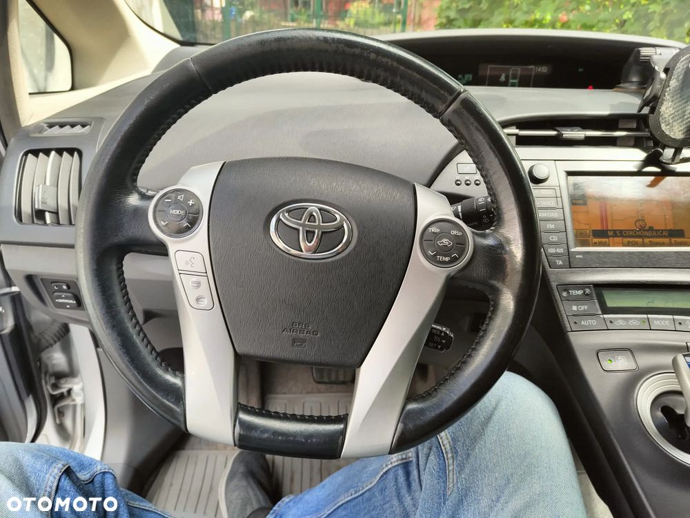 Toyota Prius - 16