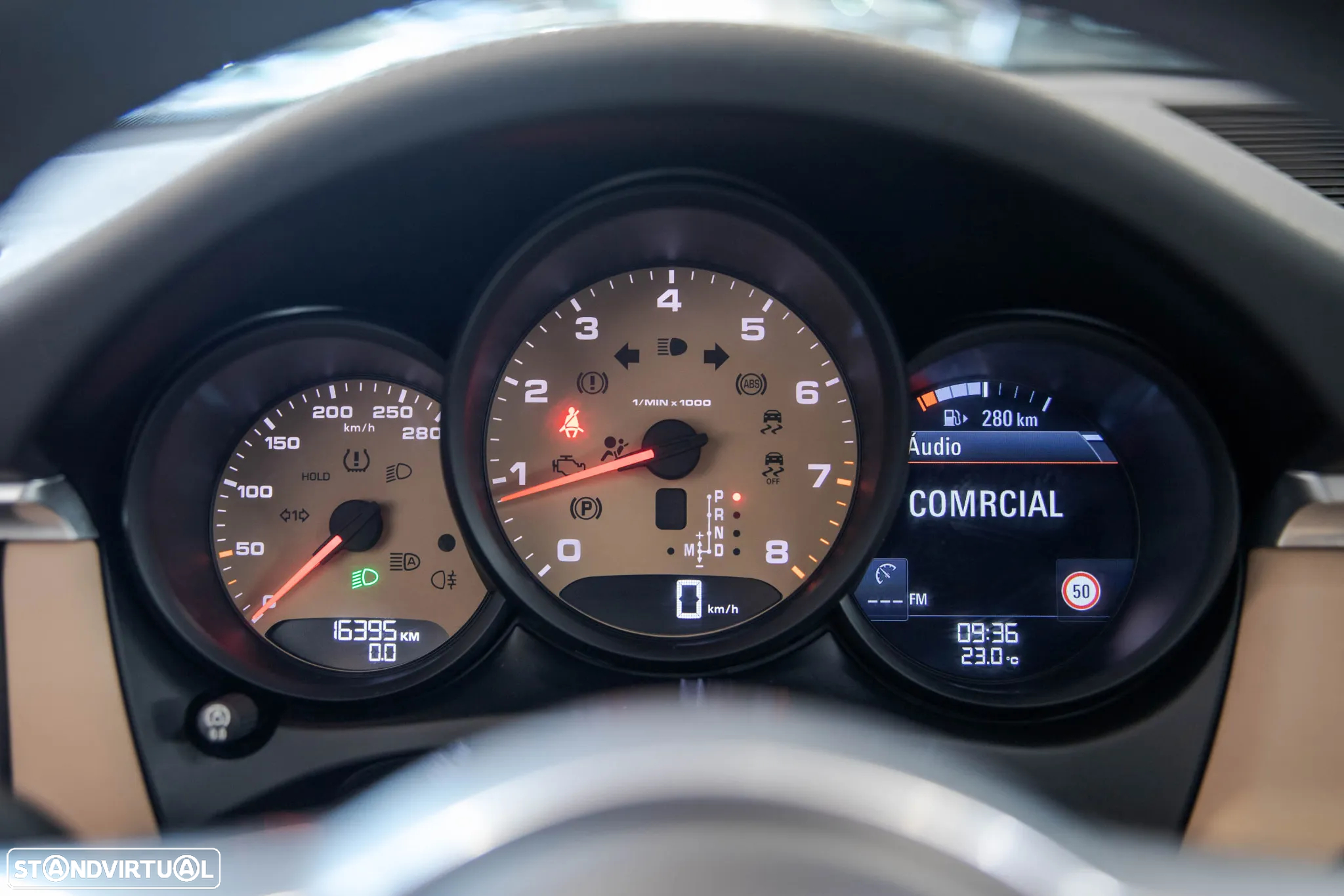 Porsche Macan Standard - 22