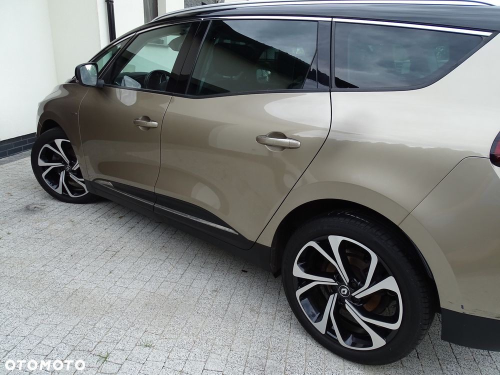 Renault Grand Scenic Energy TCe 130 S&S Bose Edition - 11