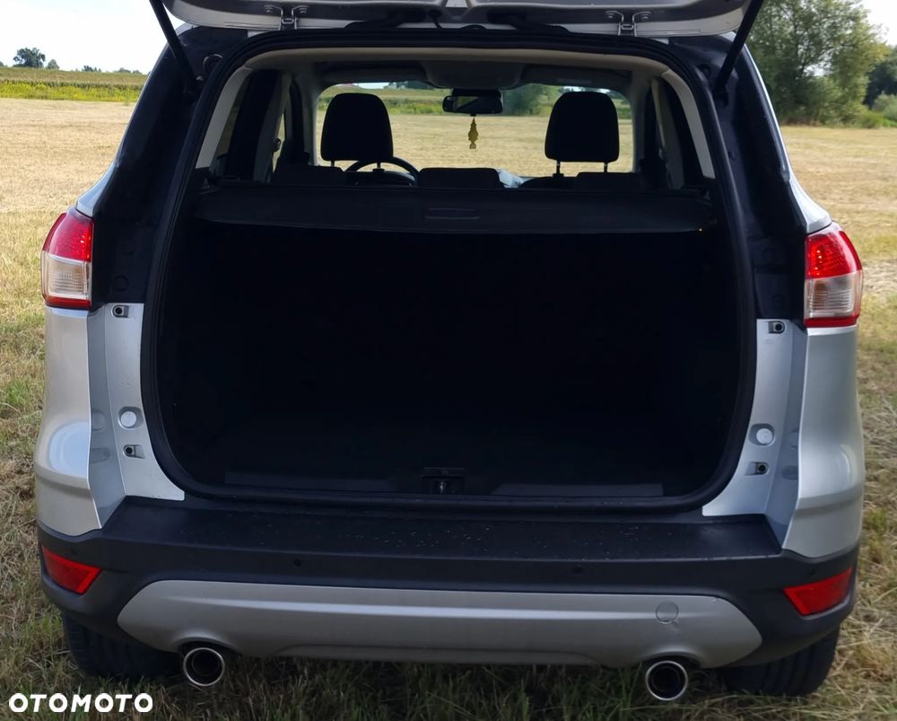 Ford Kuga - 24