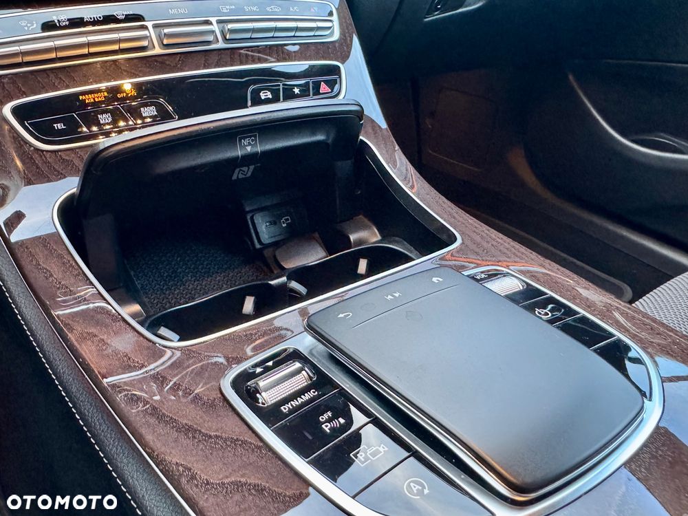 Mercedes-Benz Klasa E 200 d Avantgarde - 35