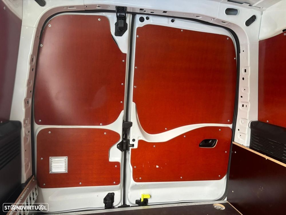 Peugeot Partner Outro - 6