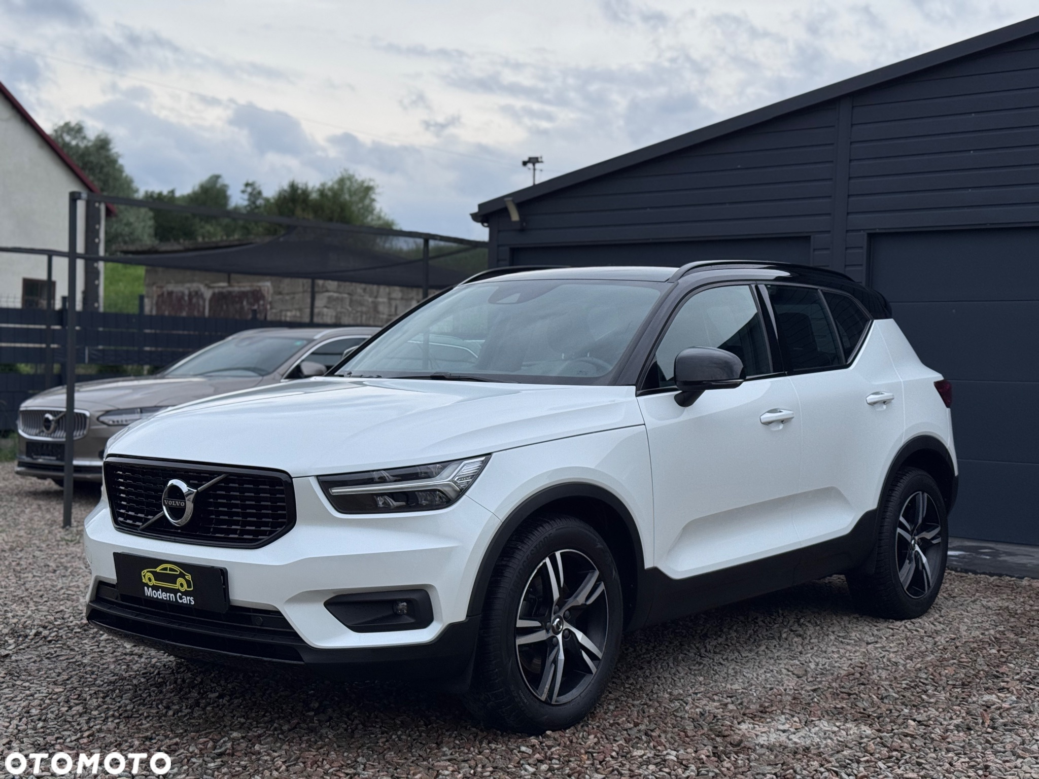 Volvo XC 40 B4 B AWD Geartronic RDesign - 9