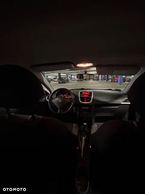 Peugeot 207 1.4 Presence - 16