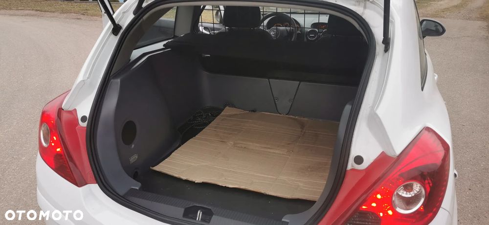 Opel Corsa - 11