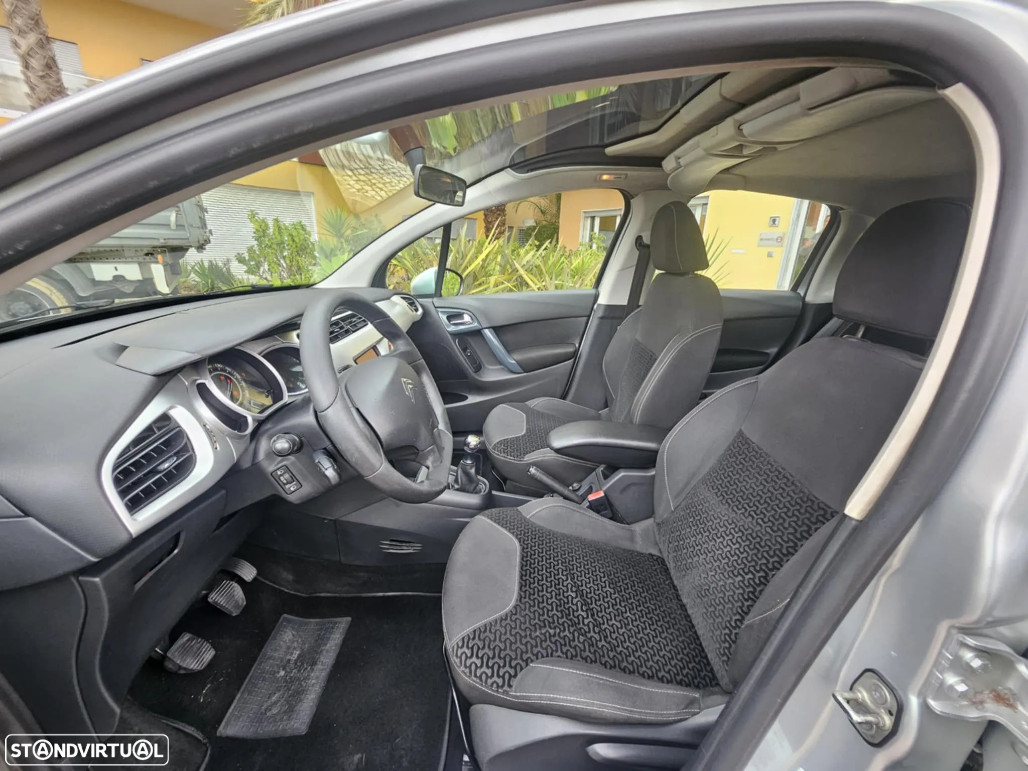Citroën C3 1.4 HDi Exclusive - 2