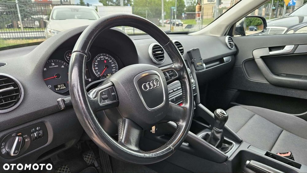 Audi A3 Sportback - 5