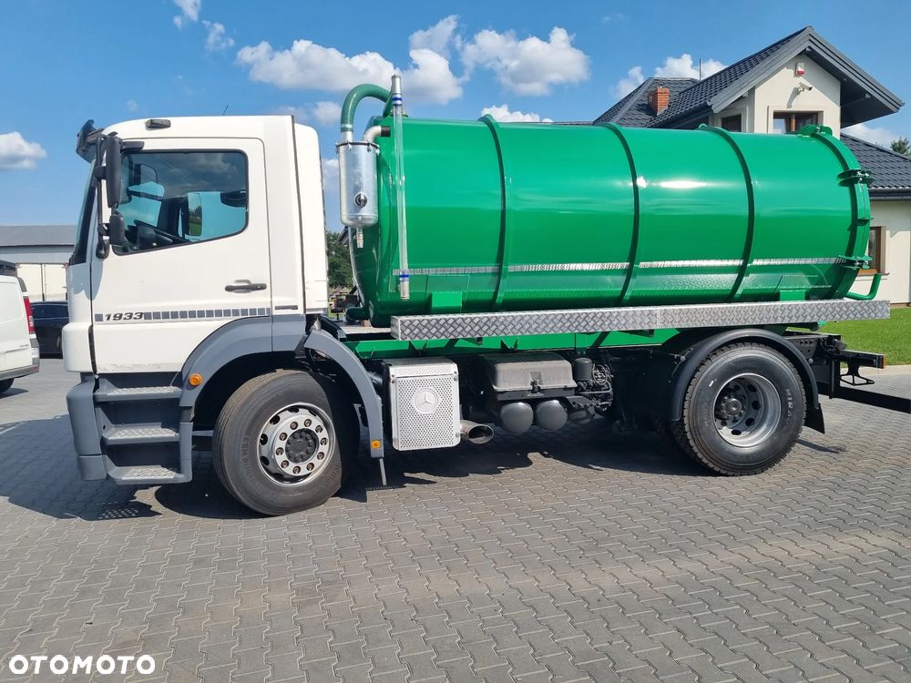 Mercedes-Benz Axor 1829   1833 - 3