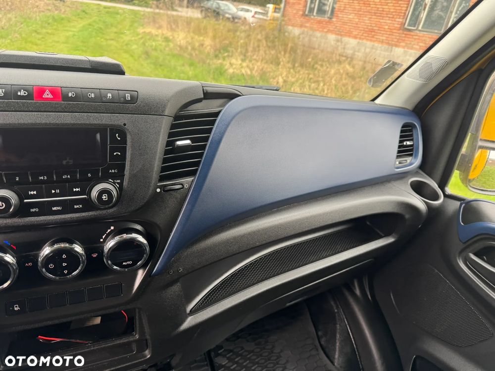 Iveco DAILY 35S18 - 12