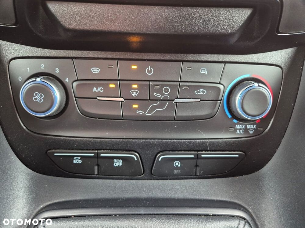 Ford Transit Connect - 20