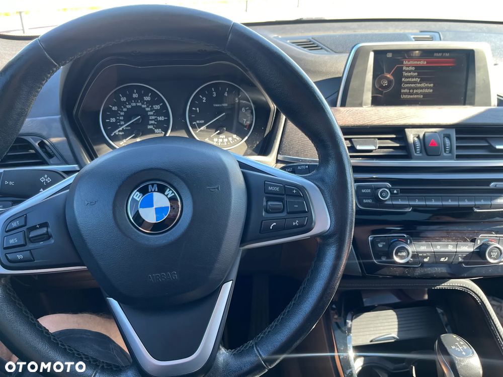 BMW X1 - 10
