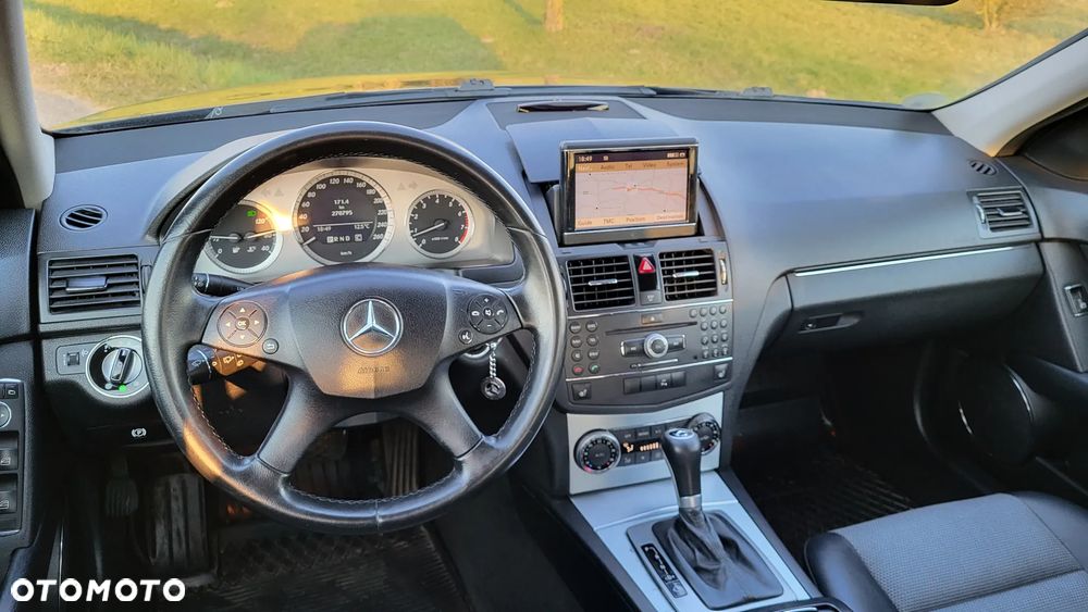 Mercedes-Benz Klasa C 180 Kompressor Automatik BlueEFFICIENCY Avantgarde - 5